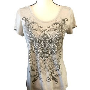 **SOLD** NWOT Embellished Angel wings with Fleur De Lis shirt